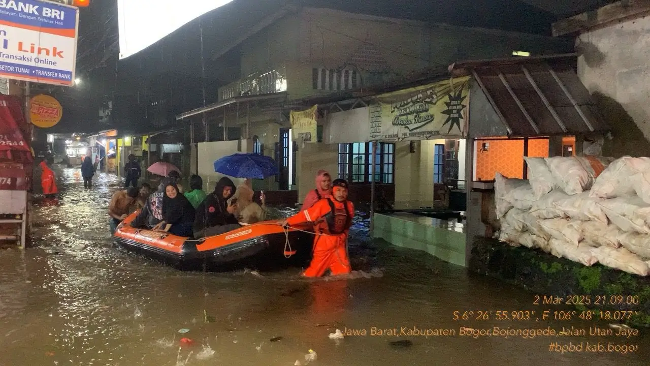 Banjir Landa Kabupaten Bogor, Ratusan Rumah Terendam, Satu Warga Hilang